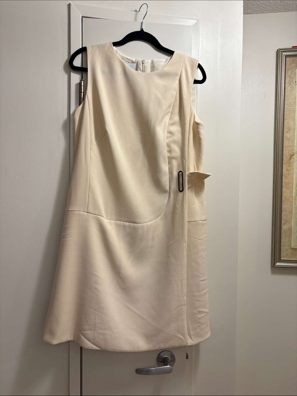 Akris punto Sleeveless Cream Shift Dress with Side Buckle